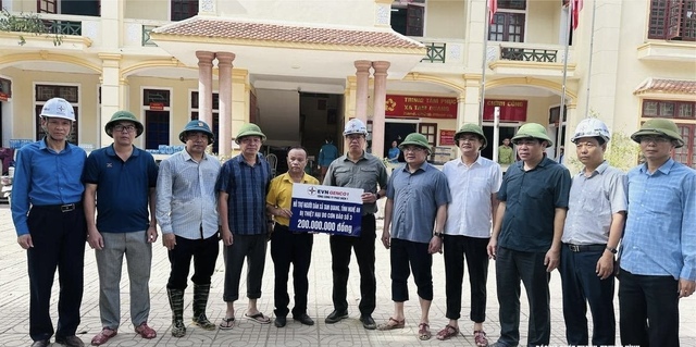 EVNGENCO1 trao 1 tỉ đồng hỗ trợ người dân ảnh hưởng mưa lũ tại Nghệ An EVNGENCO1 trao 1 tỉ đồng hỗ trợ người dân ảnh hưởng mưa lũ tại Nghệ An