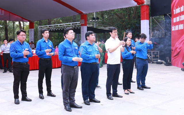 Khởi động Đề án 'Câu chuyện thời hoa lửa'- Ảnh 1. Khởi động Đề án 'Câu chuyện thời hoa lửa'- Ảnh 1.