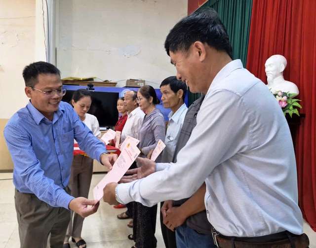 Cấp sổ hồng cho người dân: ‘Làm vì nhân dân chứ không phải để lấy thành tích’