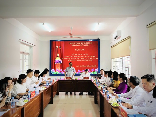 TP.HCM: Xã Trừ Văn Thố cần hướng dẫn người dân thực hiện dịch vụ công trực tuyến TP.HCM: Xã Trừ Văn Thố cần hướng dẫn người dân thực hiện dịch vụ công trực tuyến
