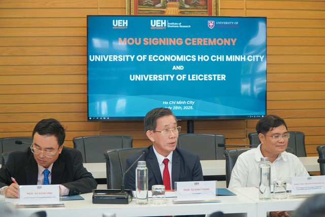 Đại học Kinh tế TP.HCM và Đại học Leicester của Anh ký hợp tác toàn diện Đại học Kinh tế TP.HCM và Đại học Leicester của Anh ký hợp tác toàn diện