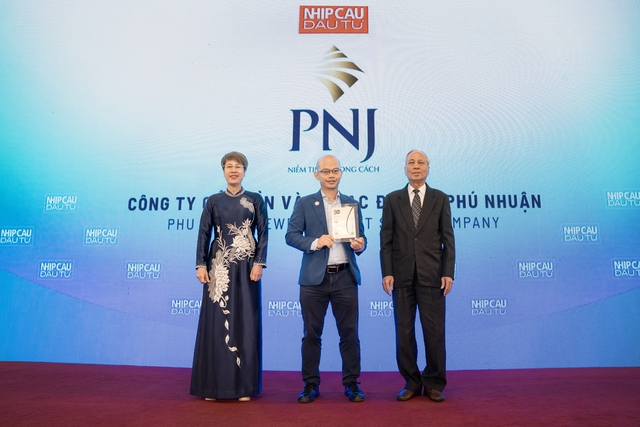 PNJ đạt doanh thu 17.218 tỉ đồng 6 tháng đầu năm - Ảnh 3.