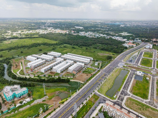 Khu Nam TP.HCM bứt tốc: Đô thị vệ tinh trỗi dậy cùng hạ tầng - Ảnh 2.