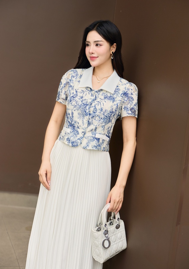 Đây là chiếc áo không thể thiếu trong tủ đồ hội quý cô công sở Đây là chiếc áo không thể thiếu trong tủ đồ hội quý cô công sở - Ảnh 6.