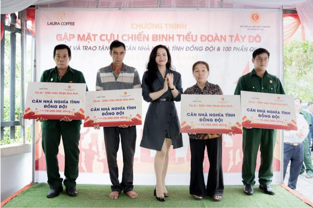 Nhật Kim Anh trao tặng 10 căn nhà tại Cần Thơ - Ảnh 3.