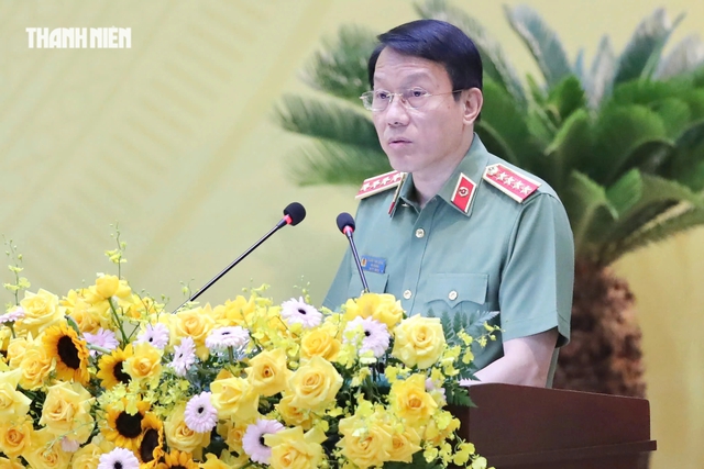 Bộ trưởng Bộ Công an Lương Tam Quang: Công an TP.HCM làm gương, là kiểu mẫu cả nước Bộ trưởng Bộ Công an Lương Tam Quang: Công an TP.HCM làm gương, là kiểu mẫu cả nước