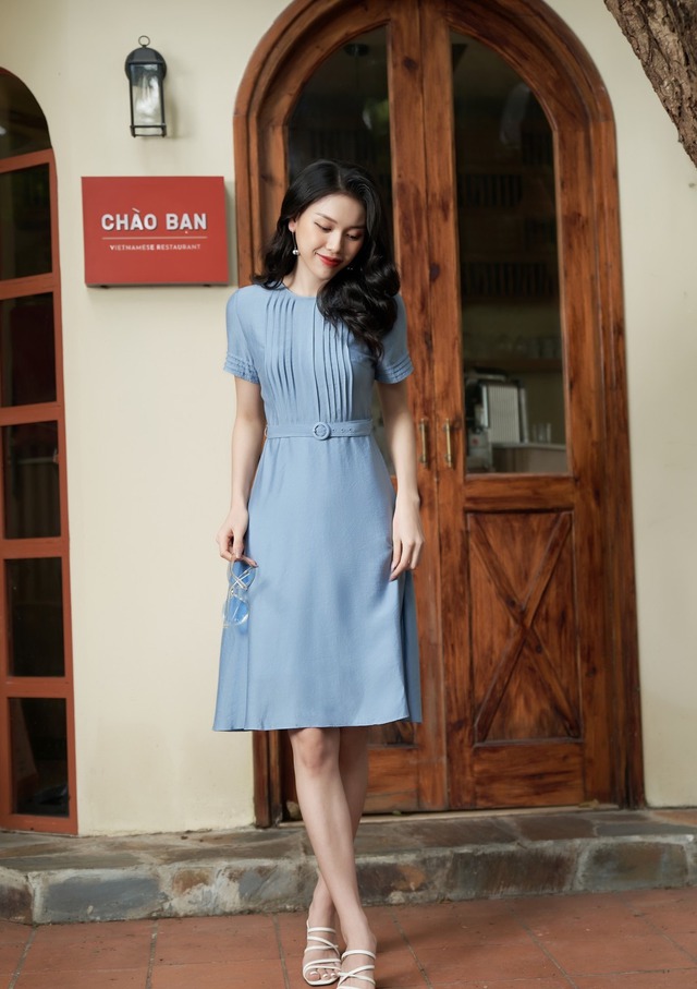Kiêu hãnh giữa ngày hè cùng những mẫu váy dài thanh lịch- Ảnh 3. Kiêu hãnh giữa ngày hè cùng những mẫu váy dài thanh lịch- Ảnh 3.