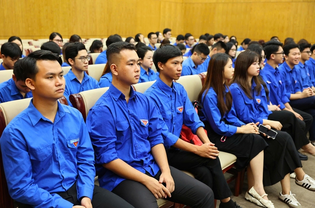 Đổi mới tư duy ứng dụng công nghệ cho cán bộ trẻ trong các cơ quan Đảng- Ảnh 2.