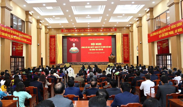 Lâm Đồng: Công bố các quyết định về tổ chức bộ máy mới- Ảnh 1. Lâm Đồng: Công bố các quyết định về tổ chức bộ máy mới- Ảnh 1.