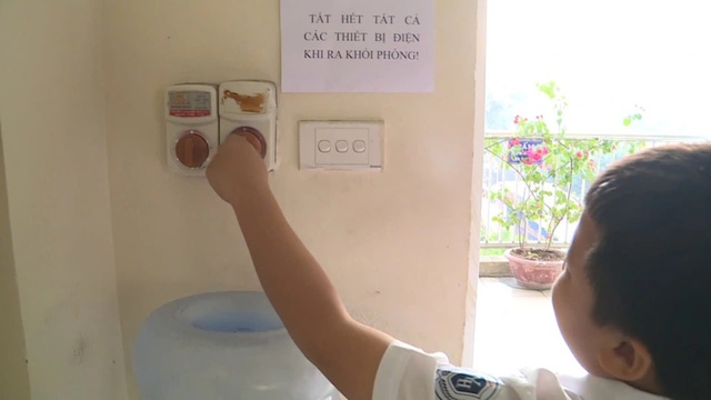 Hành trình gieo mầm tiết kiệm điện... - Ảnh 2.