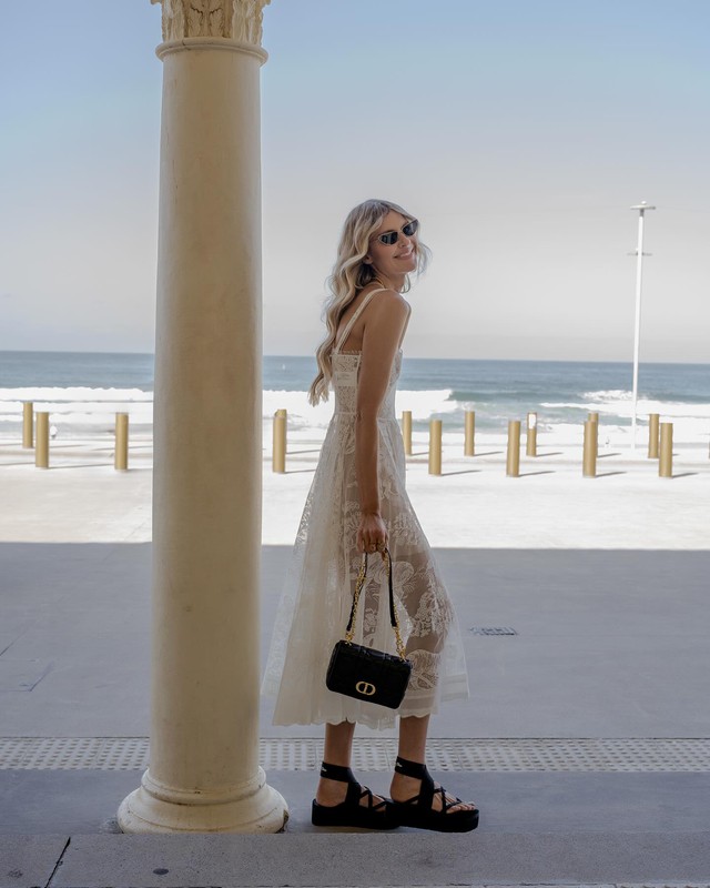 7 chiếc váy dáng dài đẹp nhất mùa nắng, cứ diện là nổi bật đường phố- Ảnh 2.