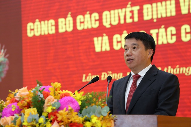 Lâm Đồng: Công bố các quyết định về tổ chức bộ máy mới- Ảnh 5. Lâm Đồng: Công bố các quyết định về tổ chức bộ máy mới- Ảnh 5.