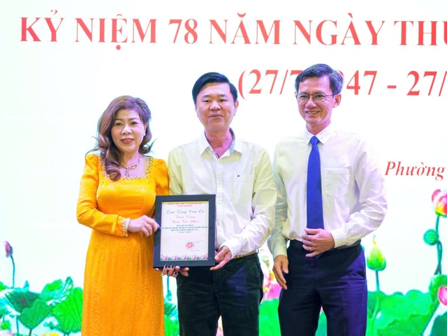 Tiệm v&agrave;ng Kim T&agrave;i Ph&uacute;c trao qu&agrave; nghĩa t&igrave;nh đến thương binh v&agrave; th&acirc;n nh&acirc;n liệt sĩ- Ảnh 2.