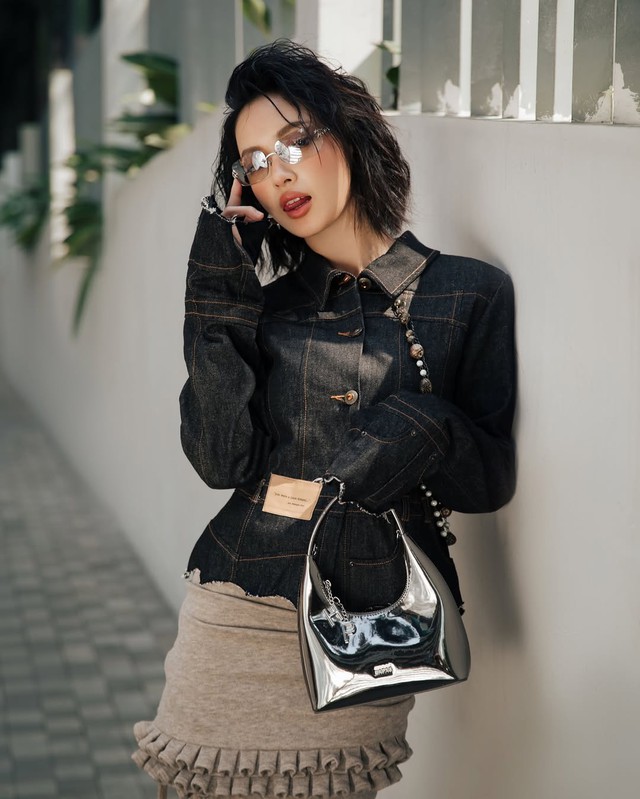 Áo khoác denim - điểm chạm cá tính giữa phố thị- Ảnh 4.
