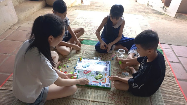 Chuyện nhà tôi 'đồng tâm hiệp lực' tiết kiệm điện - Ảnh 4.