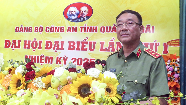 Đại tá Hồ Song Ân làm Bí thư Đảng ủy Công an tỉnh Quảng Ngãi - Ảnh 2.