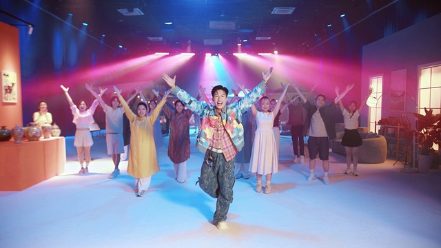 NAPAS kết hợp cùng Anh Tú và Bùi Công Nam ra mắt MV ‘Nhịp chạm Việt Nam’ - Ảnh 1.