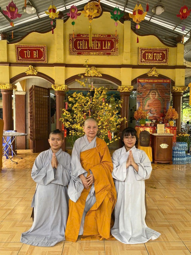 Có một người mẹ mang tên sư phụ- Ảnh 1.
