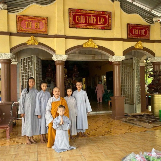 Có một người mẹ mang tên sư phụ- Ảnh 2.