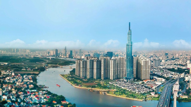 Vingroup đạt doanh thu tăng gấp đôi so với nửa đầu năm ngoái- Ảnh 1. Vingroup đạt doanh thu tăng gấp đôi so với nửa đầu năm ngoái- Ảnh 1.