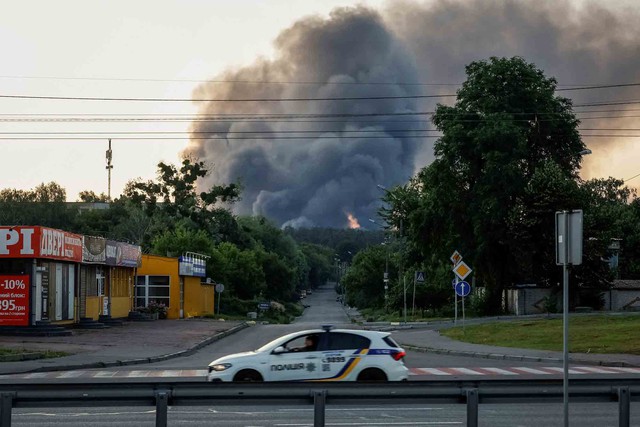 Ukraine bị tấn công dồn dập sau điện đàm thượng đỉnh Nga - Mỹ - Ảnh 1.