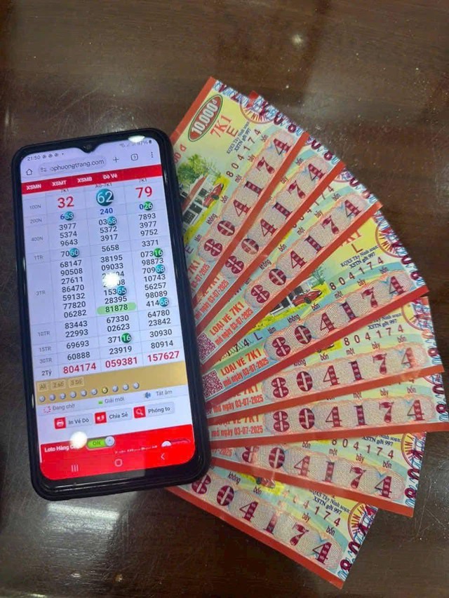 

Xổ số miền Nam 3.7: 8 tờ vé số trúng độc đắc có dãy số 804174 thuộc đài Tây Ninh  