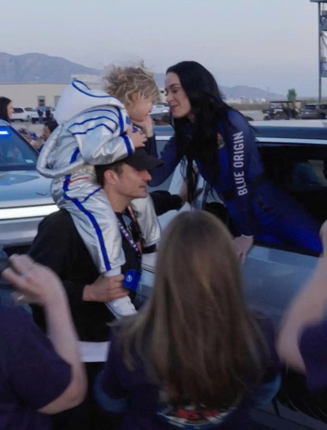 Orlando Bloom và Katy Perry chính thức xác nhận chia tay - Ảnh 2.