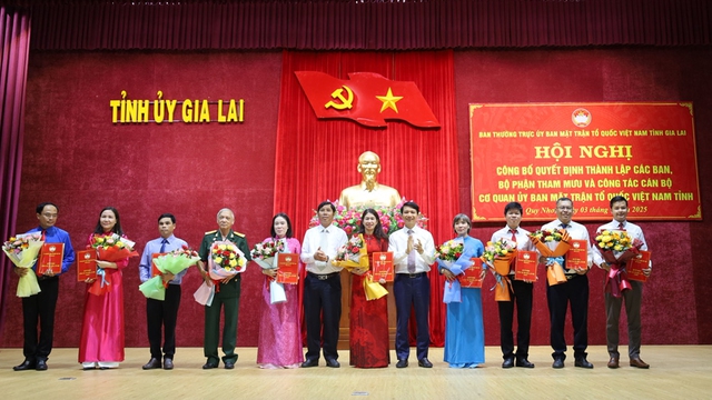 Gia Lai kiện toàn bộ máy Ủy ban MTTQ Việt Nam tỉnh Gia Lai kiện toàn bộ máy Ủy ban MTTQ Việt Nam tỉnh