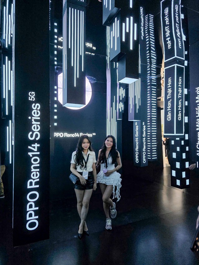 OPPO Reno14 Series ‘debut’ rực rỡ cùng Sơn Tùng M-TP: ‘Hôm mê’ mình cứ vậy thôi! OPPO Reno14 Series ‘debut’ rực rỡ cùng Sơn Tùng M-TP: ‘Hôm mê’ mình cứ vậy thôi!