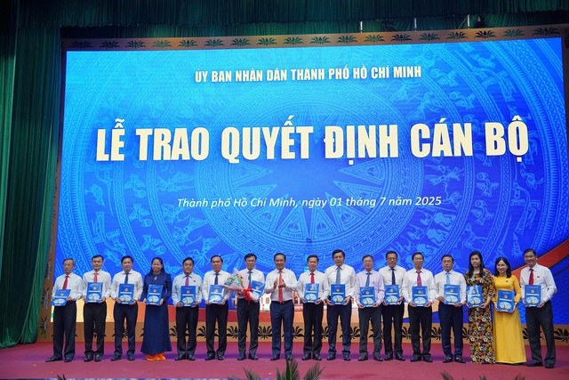 Ban giám đốc Sở Nông nghiệp – Môi trường TP.HCM sau sáp nhập Ban giám đốc Sở Nông nghiệp – Môi trường TP.HCM sau sáp nhập