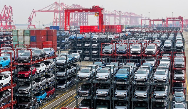 Trung Quốc thắt chặt quy định xuất khẩu ô tô đã qua sử dụng Trung Quốc thắt chặt quy định xuất khẩu ô tô đã qua sử dụng