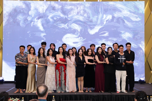 'Hot girl IELTS' Thảo Tâm, con gái Hoàng Mập hoàn thành khóa 'Ươm mầm tài năng'- Ảnh 1. 'Hot girl IELTS' Thảo Tâm, con gái Hoàng Mập hoàn thành khóa 'Ươm mầm tài năng'- Ảnh 1.