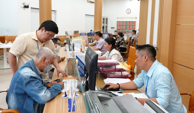 TP.HCM sẽ lập 38 chi nhánh trung tâm tâm hành chính công - Ảnh 2.