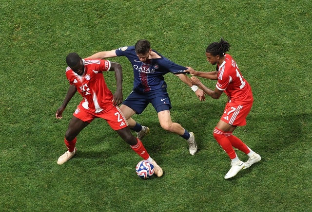 Musiala chấn thương kinh hoàng, Bayern Munich thua cực đau dù PSG bị tận 2 thẻ đỏ- Ảnh 9.