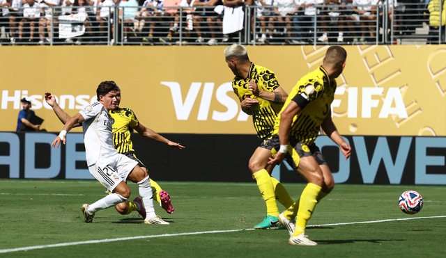 'Canh bạc' của HLV Alonso thắng lớn, Real Madrid hạ kịch tính Dortmund: Đấu PSG ở bán kết- Ảnh 2. 'Canh bạc' của HLV Alonso thắng lớn, Real Madrid hạ kịch tính Dortmund: Đấu PSG ở bán kết- Ảnh 2.