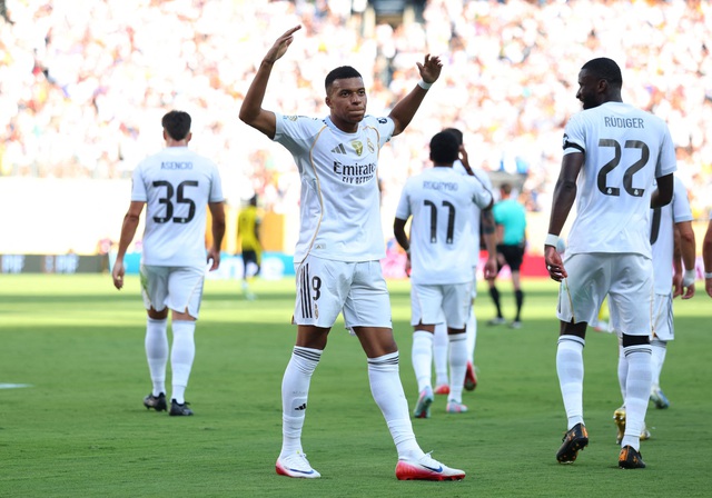 'Canh bạc' của HLV Alonso thắng lớn, Real Madrid hạ kịch tính Dortmund: Đấu PSG ở bán kết- Ảnh 3. 'Canh bạc' của HLV Alonso thắng lớn, Real Madrid hạ kịch tính Dortmund: Đấu PSG ở bán kết- Ảnh 3.