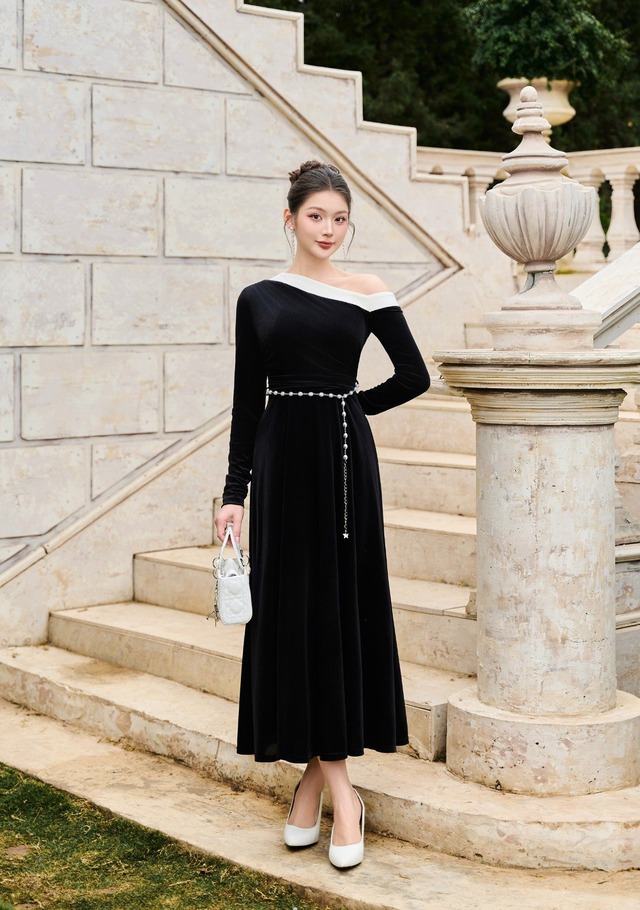 Nét đẹp cổ điển giữa ngày hè cùng đầm nhung tinh tế Nét đẹp cổ điển giữa ngày hè cùng đầm nhung tinh tế