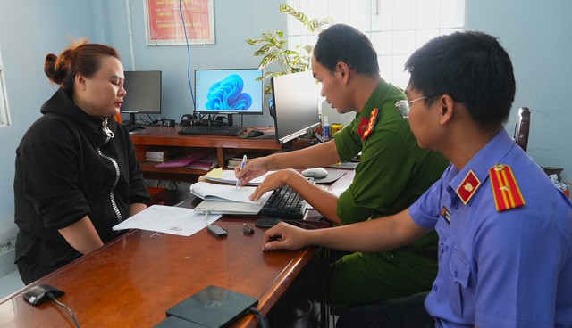 Đồng Tháp: Bị khởi tố vì chiếm dụng 100 triệu đồng người khác chuyển khoản nhầm Đồng Tháp: Bị khởi tố vì chiếm dụng 100 triệu đồng người khác chuyển khoản nhầm