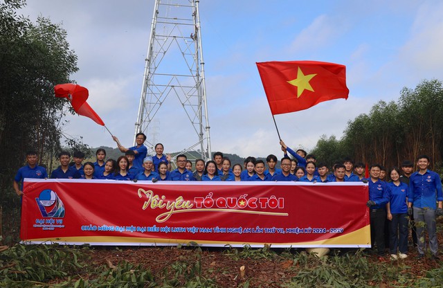 Thi đua cao điểm hỗ trợ thi công đường dây 500 kV Lào Cai – Vĩnh Yên Thi đua cao điểm hỗ trợ thi công đường dây 500 kV Lào Cai – Vĩnh Yên