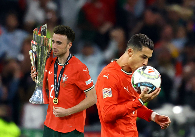 Lý do Ronaldo không dự tang lễ Diogo Jota: ‘Anh ấy bị ám ảnh sâu sắc vì…’ Lý do Ronaldo không dự tang lễ Diogo Jota: ‘Anh ấy bị ám ảnh sâu sắc vì…’