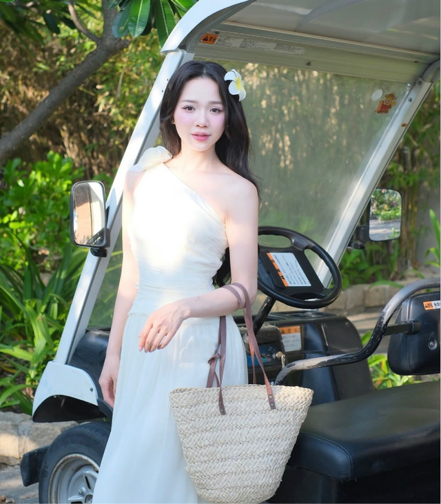 Biến mình thành nàng thơ với váy maxi đi biển - Ảnh 7.