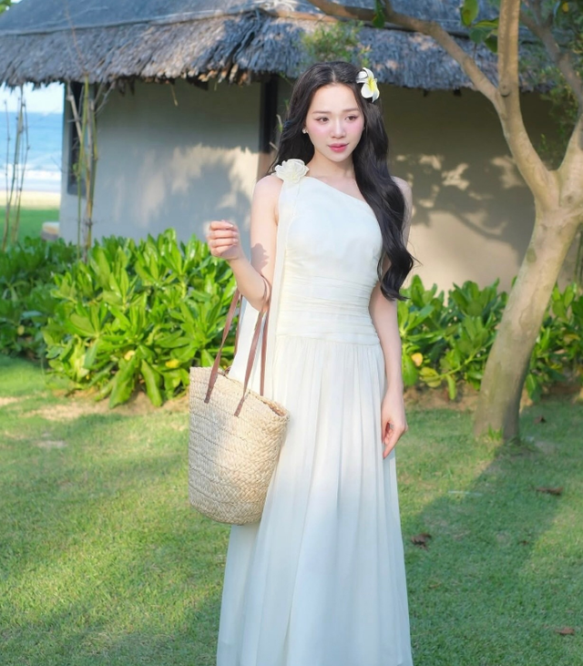 Biến mình thành nàng thơ với váy maxi đi biển - Ảnh 8.