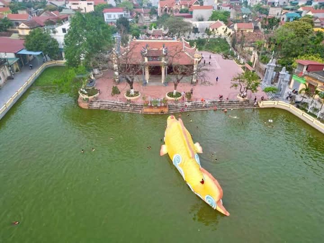 Đèn năng lượng mặt trời thắp sáng nông thôn mới Văn Minh Đèn năng lượng mặt trời thắp sáng nông thôn mới Văn Minh