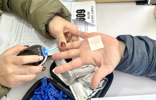 Đơn thuốc ngoại trú dài ngày: Lưu ý cần biết với người có bệnh mạn tính Đơn thuốc ngoại trú dài ngày: Lưu ý cần biết với người có bệnh mạn tính