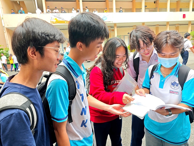Thưởng điểm cho thí sinh có chứng chỉ IELTS trong xét tuyển ĐH Thưởng điểm cho thí sinh có chứng chỉ IELTS trong xét tuyển ĐH