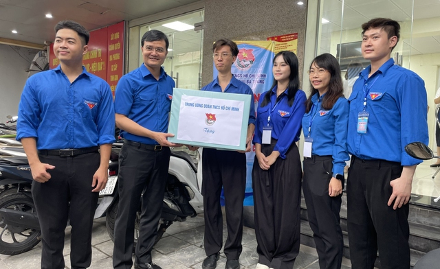 Có thể nhân rộng mô hình ‘hai phục vụ’ của xã đảo Minh Châu Có thể nhân rộng mô hình ‘hai phục vụ’ của xã đảo Minh Châu