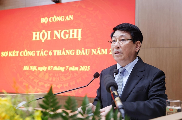 Trấn áp quyết liệt tội phạm về an toàn thực phẩm, hàng giả - Ảnh 1.