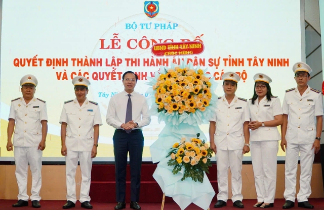 Thành lập Thi hành án dân sự Tây Ninh và đơn vị trực thuộc- Ảnh 2. Thành lập Thi hành án dân sự Tây Ninh và đơn vị trực thuộc- Ảnh 2.