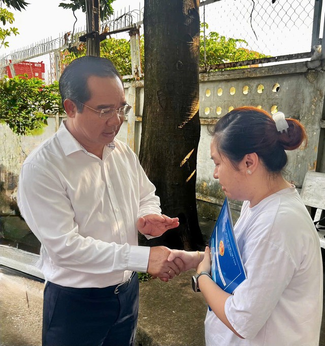 Chủ tịch UBND TP.HCM chỉ đạo khắc phục hậu quả vụ cháy 8 người tử vong- Ảnh 3. Chủ tịch UBND TP.HCM chỉ đạo khắc phục hậu quả vụ cháy 8 người tử vong- Ảnh 3.