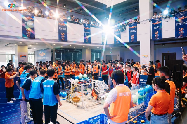 FPTU AI & Robotics Challenge 2025: 50 đội chiến binh sẵn sàng bước vào Chung kết - Ảnh 2.
